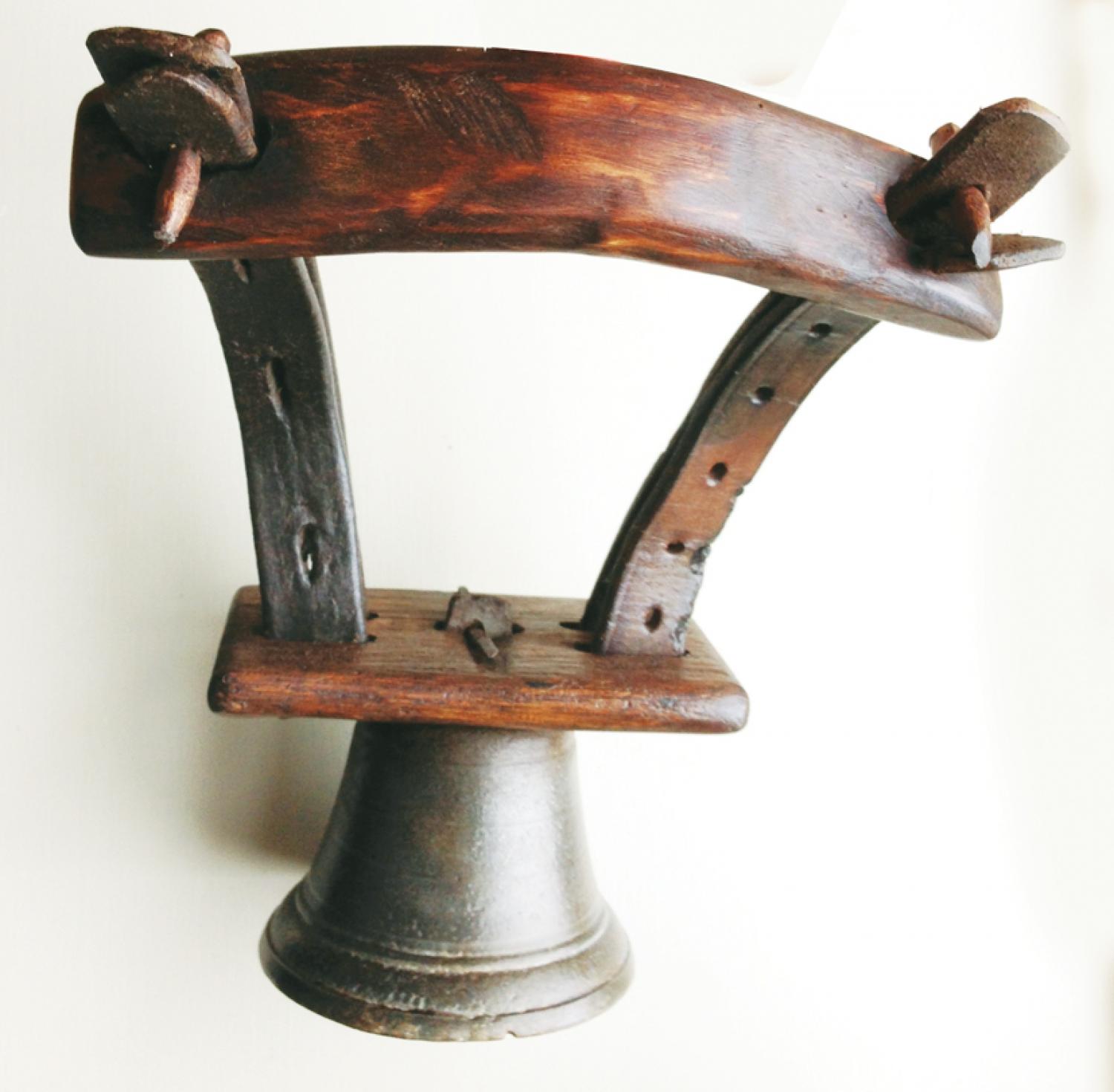Rare Sussex Shepherd's Chin Board bell