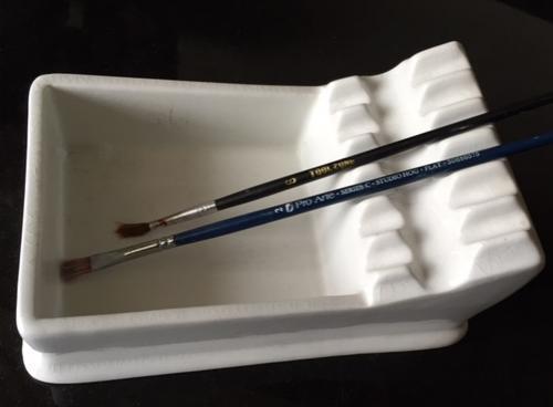 Artist's Brush Stand