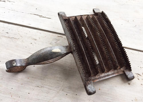 All Metal Horse Curry Comb