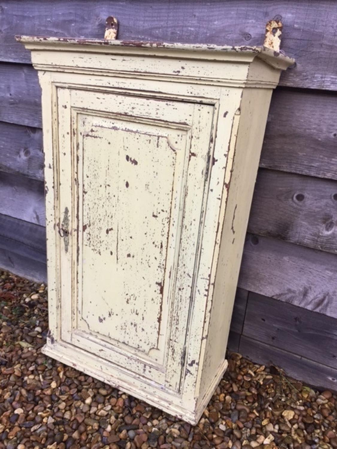 Antique Wall Cupboard (Ivory/yellow)
