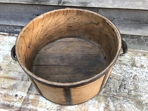 Wide 2 handled Bushell Grain/Malt Measure