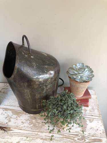 Patent Non Spill Milking Bucket