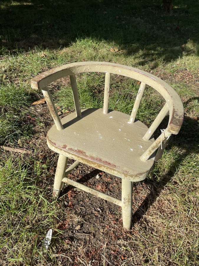 Bow-back Child's Chair