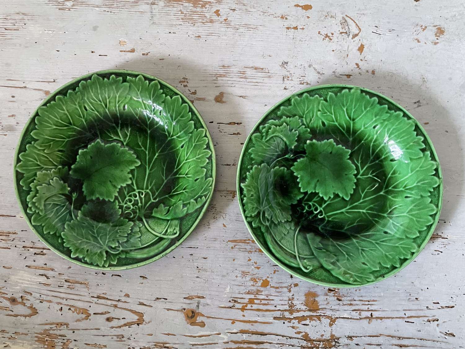 2 x Green Cabbage Plates