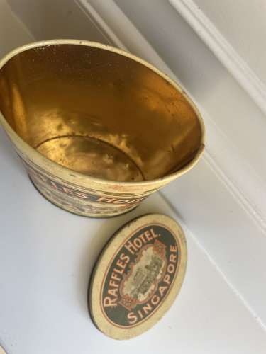 Old Raffles Hotel Singapore TEA TIN
