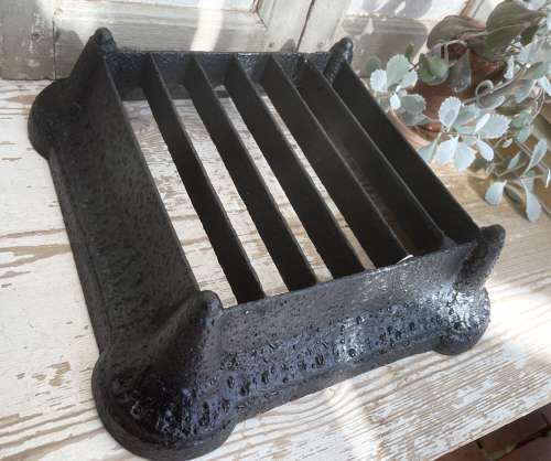 Victorian (GRID) Foot Scraper