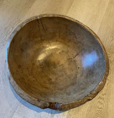 Very Large 18th Cent Sycamore Dairy Bowl