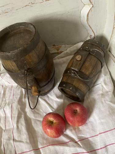Antique Oak Costrols