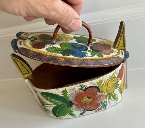 Exceptional, Scandinavian Painted Birch wood Box