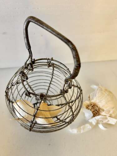 Small, Garlic Basket