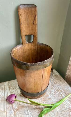 Quality Antique Dairy Milk Luggie