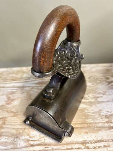Rare, Victorian Goose Bill, Brick Iron