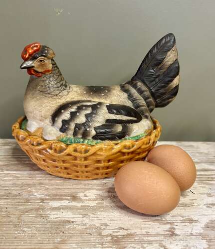 Victorian HEN ON NEST
