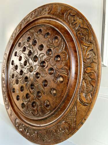 Well Carved, Antique Solitaire Board