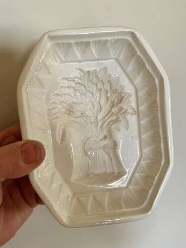 Victorian White Ironstone Wheat Sheaf Jelly Mould