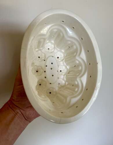 Scarce, Victorian Curd Mould