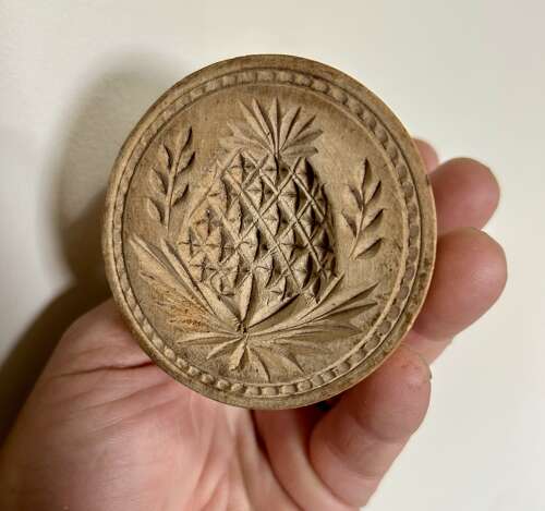 Mid-size Sycamore Butter Stamp