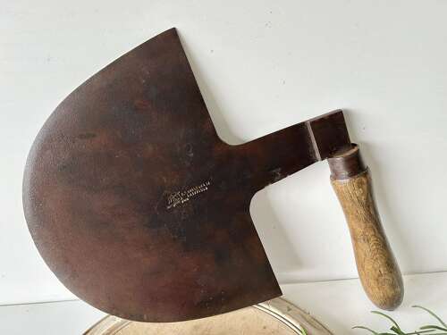Large Baker's Dough Cutter