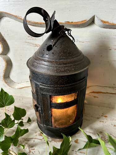 19th Cent English Shepherd's Horn Lantern