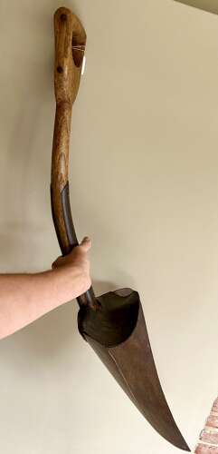 Rare 'Bonnet Shovel'