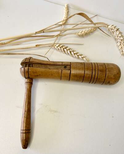 Rare item – Concrake Rattle