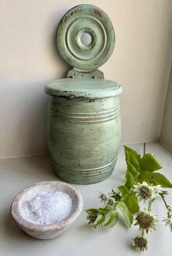 19th Cent Loop-Backed Salt Box